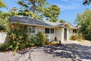 The Wallace Beach House