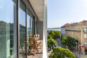 GuestReady - Luxurious studios with river view near Time Out Market