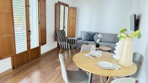 Apartamentos Granada Tropical