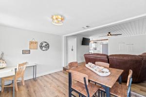 Chasing Sunsets by Coastline Vacation Rentals