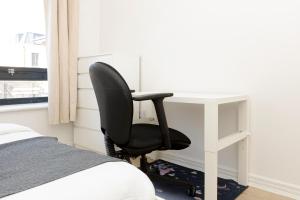 Full of light 2BR Flat near Canary Wharf with Balcony