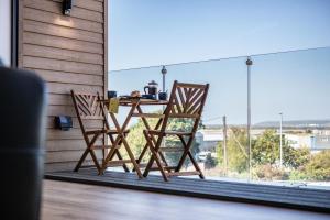 Driftwood Barton Close