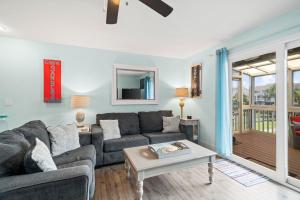 BD 430-60 by Coastline Vacation Rentals