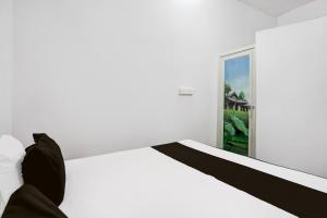 SPOT ON THE HOTEL PARADISE