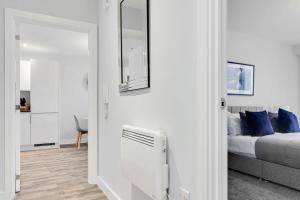 Modern & Light 2 Bed Flat in Central Birmingham