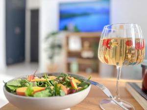 Moonlit Retreat - M&N Condos