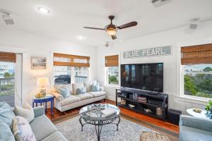 The Blue Pearl by Coastline Vacation Rentals