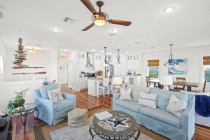The Blue Pearl by Coastline Vacation Rentals