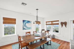 The Blue Pearl by Coastline Vacation Rentals