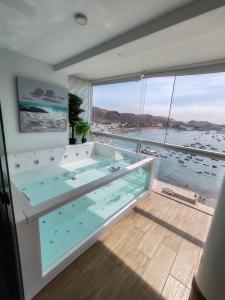 Confortable con vista al mar de Naplo, Pucusana