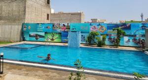 Divya Hotel & Restaurant
