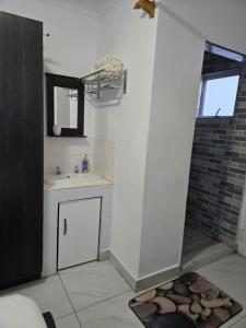 Oasiselfcatering guest house