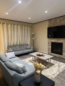 Modern 3BR Home by RUH & U of S - Ubytování bez kategorie ve městě Saskatoon
