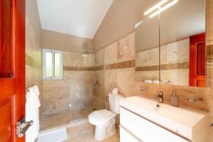 Total Privacy, Prime Location, Design