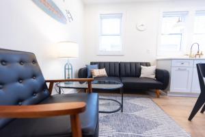 500 ft to boardwalk, 3 bdr condo