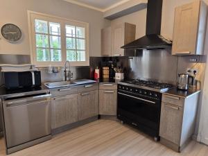 Villa Savoir Vivre with sea view and St. Tropez