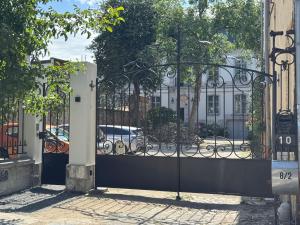 La Maison de la Duchesse de la Vallière - Chambre Rosaline - Parking privé gratuit