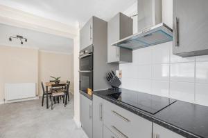 The Ipswich Snug Spacious 3BR Retreat FREE Parking