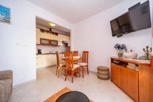 Apartment Vinka near the beach