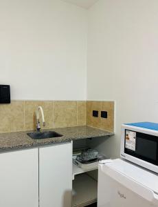 Monoambiente Compacto con Patio - Equipado para 3 huéspedes