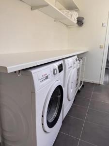 Cosy country house near city