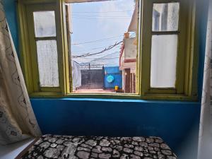 Lake Boulevard Guest House