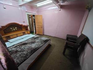 Lake Boulevard Guest House