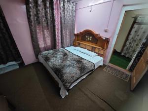 Lake Boulevard Guest House