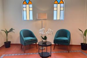 Suite entre árboles y fogata