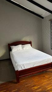 Hostal Casa de Visitas Pomasqui Akimichu