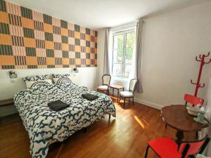 Maisons d'hotes 2 chambres - entree privee - gare & palais de conges a 5 min - self check-in : photos des chambres