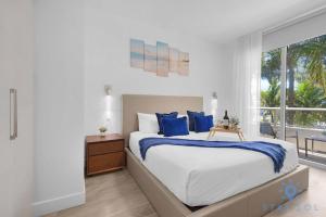 Beachfront Resort - Hot Tub & Pool- Near Beach