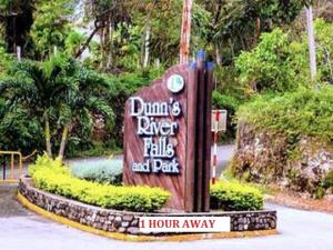 BEACH,POOL,HotTub,GYM,3 Lounges, Apt 6-Airport 10 mins