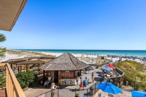 Pelican Beach Resort 415