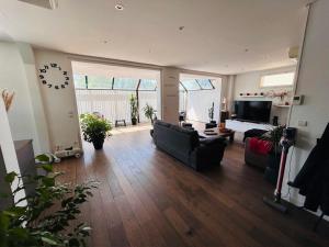 Appartements Grand Appartement ANTONY : photos des chambres