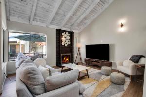 Desert Blue River Retreat