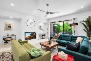 Eclectic & Comfortable Canyon Corridor