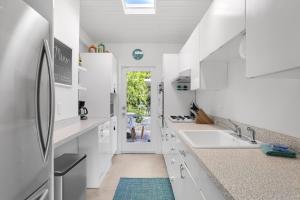 Bright & Harmonious Oasis