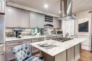 Swiss Avenue Sanctuary Smart Sleep & Courtyard