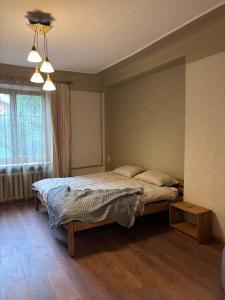 Quiet and Cozy 3BR Apartment Near Center and Airport