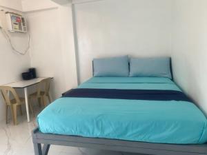 Studio room 2 with AC and kitchenette in the center