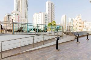 Cómodo moderno apto en Bocagrande a 2 de la playa