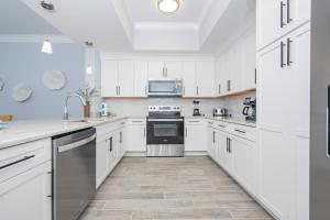 Phoenix Gulf Shores II 2004 condo