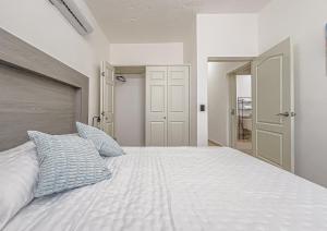 Casa Balandra 2BR home downtown LPZ walk everywhere