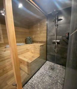 Le refuge de Bergheim - T2 Supérieur avec Sauna Privatif ou Studio de luxe avec Jacuzzi Privatif