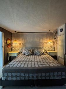 VIP planet urban Room