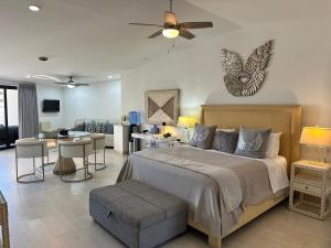 Unit 238 - Casa Amber-OCEAN VIEW-Fully Renovated