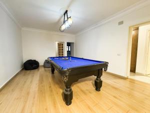 Luxurious 3BR Apt Maadi with Nile & Pyramid View