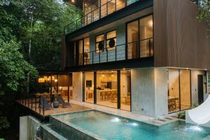 Manuel Antonio Tree House Villas - 4 Bedrooms