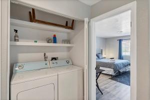 Fully Renovated Condo with Tennis Court View U012